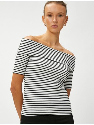 Koton Omzu Açık Tişört Kısa Kollu Dar Kesim