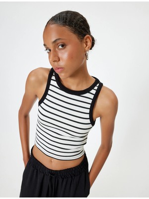 Koton Crop Üst Kolsuz Slim Fit Bisiklet Yaka