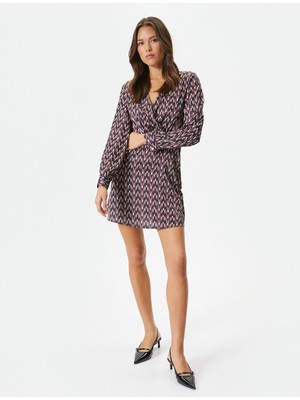 Koton Kruvaze Mini Elbise Uzun Kollu V Yaka