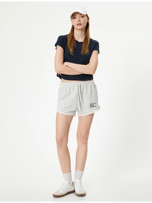 Koton Rahat Kalıp Mini Şort Beli Bağlamalı Baskı Detaylı