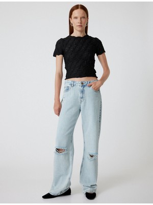Koton Dokulu Crop Tişört Asimetrik Kısa Kollu Yuvarlak Yaka Slim Fit