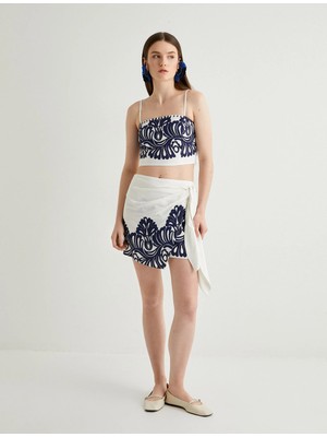 Koton x Melis Ağazat Keten Karışımlı Şort Etek Çiçekli Kruvaze Bağlamalı