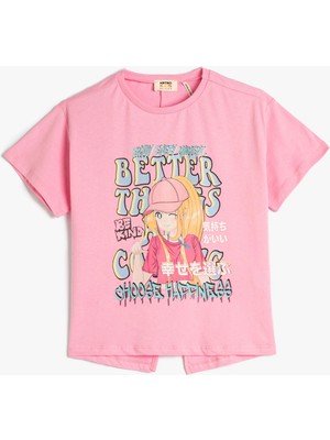 Koton Tişört Anime Baskılı Arkası Yırtmaç Detaylı Kısa Kollu Bisiklet Yaka