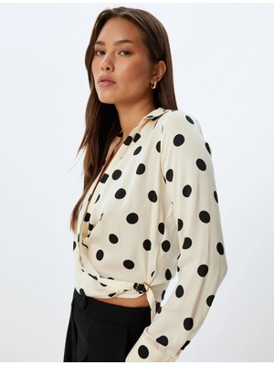 Koton Puantiyeli Crop Saten Bluz Kruvaze V Yaka Uzun Kollu