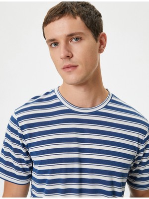 Koton Kısa Kollu Tişört Bisiklet Yaka Viskon Kumaş Karışımlı Regular Fit