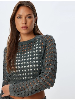 Koton Crop Ajurlu Triko Kazak Uzun Kollu Yuvarlak Yaka