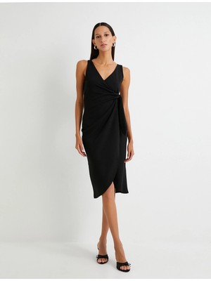 Koton Anvelop Elbise V Yaka Bağlama Detaylı - Koton - 4SAK80103EK - Siyah - Xs