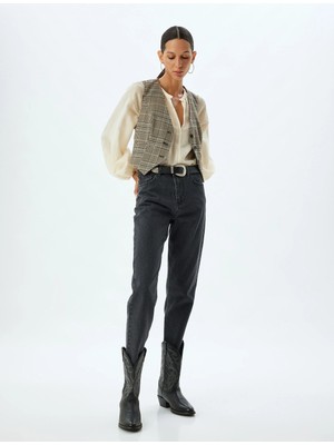 Koton Düz Paça Kot Pantolon Normal Bel Düğmeli Cepli - Mom Jean