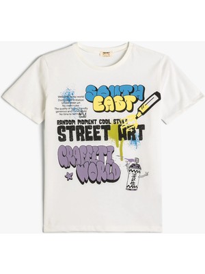 Koton Grafiti Baskılı Kısa Kollu Tişört Bisiklet Yaka