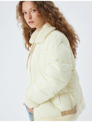 Koton Şişme Mont Klasik Peluş Yaka Fermuarlı Cep Detaylı