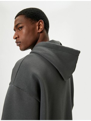 Koton Oversize Sweatshirt Kapşonlu Uzun Kollu Kanguru Cep Detaylı Şardonlu