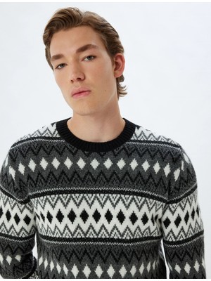 Koton Triko Kazak Bisiklet Yaka Desenli Uzun Kollu