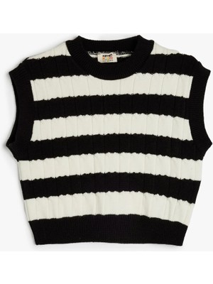 Koton Çizgili Slim Fit Bisiklet Yaka Crop Süveter