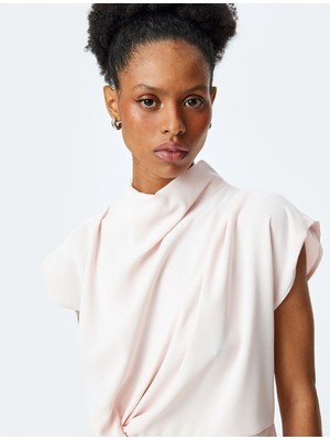 Koton Büzgü Detaylı Kap Kol Dökümlü Dik Yaka Bluz