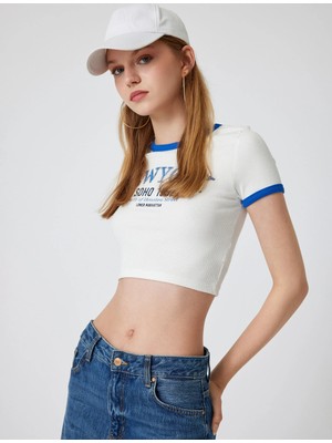 Koton Crop Tişört Slogan Baskılı Bisiklet Yaka Biyeli Kısa Kollu Slim Fit