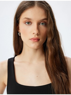 Koton Crop Korse Görünümlü Üst Kolsuz Kare Yaka