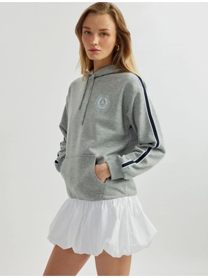 Koton Cepli Uzun Kollu Mini Balon Etek Detaylı Kapüşonlu Sweat Elbise