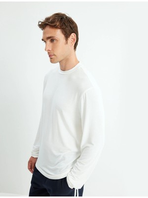 Koton Basic Sweatshirt Bisiklet Yaka Uzun Kollu
