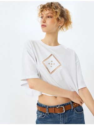 Koton Nakış Detaylı Kısa Kollu Bisiklet Yaka Crop Tişört