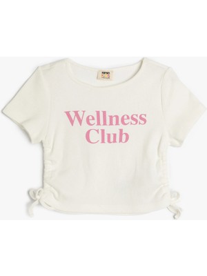 Koton Pamuklu Slogan Baskılı Büzgü Detaylı Kısa Kollu Crop Tişört