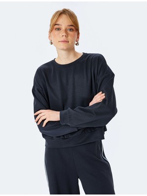Koton Modal Kumaş Bisiklet Yaka Uzun Kollu Basic Sweatshirt