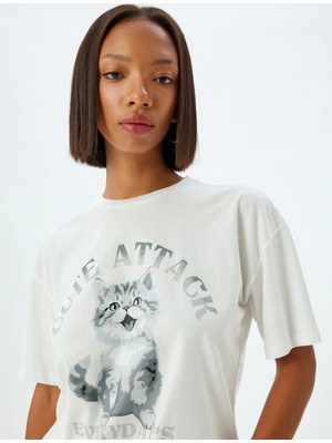 Koton Oversize Tişört Kedi Baskılı Bisiklet Yaka Kısa Kollu Pamuklu