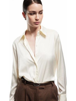 Koton Düğmeli Uzun Kollu Klasik Yaka Saten Gömlek