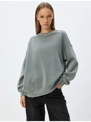 Koton Oversize Sweatshirt Taş Detaylı Bisiklet Yaka Yıkamalı Şardonlu