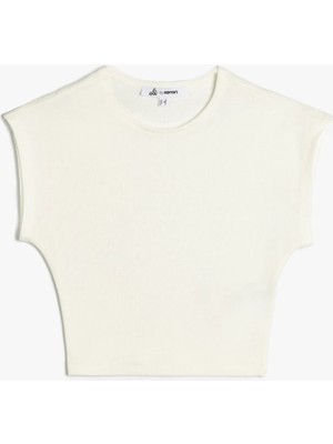 Koton Bisiklet Yaka Kolsuz Modal Karışımlı Slim Fit Crop Tişört