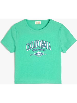 Koton California Baskılı Kısa Kollu Bisiklet Yaka Pamuklu Crop Tişört