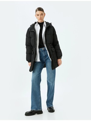 Koton Cepli Fermuar Kapamalı Kapüşonlu Içi Yarım Polar Astarlı Su Itici Oversize Şişme Mont