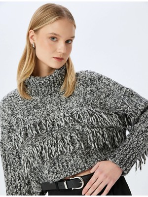 Koton Triko Püskül Detaylı Uzun Kollu Kırçıllı Balıkçı Yaka Kazak