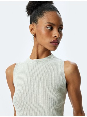 Koton Bisiklet Yaka Kolsuz Metalik Iplik Detaylı Triko Atlet