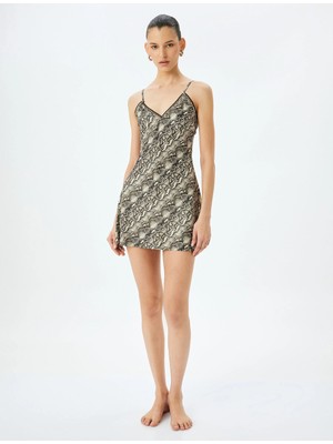 Koton Yılan Derisi Baskılı V Yaka Askılı Mini Gecelik