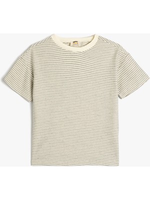 Koton Bisiklet Yaka Kısa Kollu Pamuklu Çizgili Basic Tişört