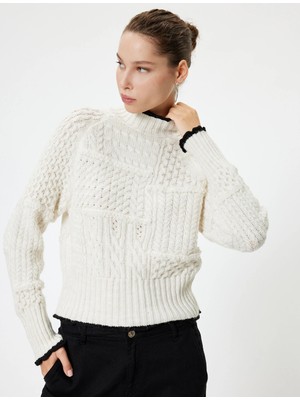 Koton Dik Yaka Kazak Örgü Dokulu Biyeli Uzun Kollu