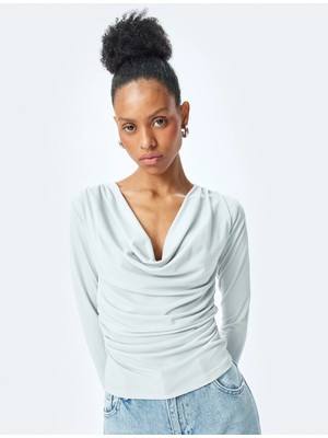 Koton Degaje Yaka Uzun Kollu Slim Fit Drapeli Bluz