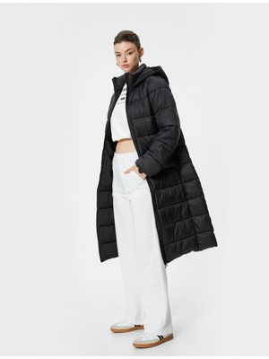 Koton Uzun Şişme Mont Kapüşonlu Fermuarlı Cepli Dolgulu Su Itici