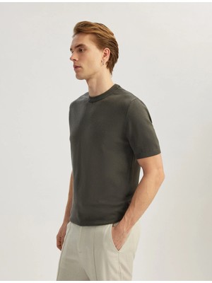 Koton Bisiklet Yaka Viskon Karışımlı Basic Kısa Kollu Triko Kazak