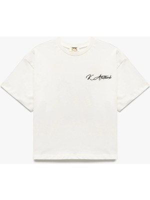 Koton Atatürk Baskılı  23 Nisan Temalı Kısa Kollu Pamuklu Tişört