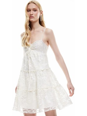 Koton Ip Askılı Dantel Detaylı Büzgülü Bağcıklı Volanlı Katlı Mini Elbise