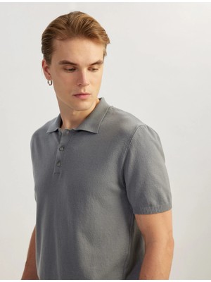 Koton Düğmeli Polo Yaka Viskon Karışımlı Kısa Kollu Triko Kazak