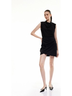 Koton Drape Detaylı Kolsuz Degaje Yaka Kruvaze Mini Elbise