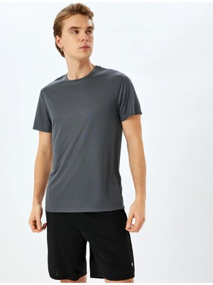 Koton Bisiklet Yaka Kısa Kollu Oversize Spor Tişört