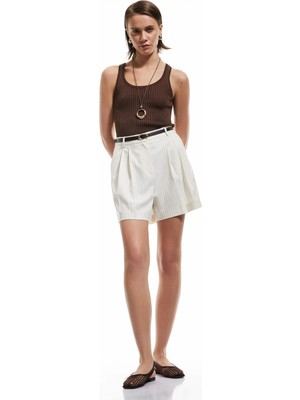 Koton Rahat Kesim Cepli Yüksek Bel Çizgili Şort