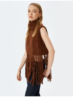 Koton Balıkçı Yaka Püskül Detaylı Örgü Dokulu Kolsuz Süveter