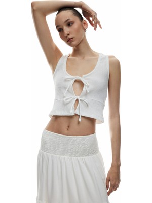 Koton Bağlama Detaylı Bürümcük Kolsuz Bisiklet Yaka Bluz