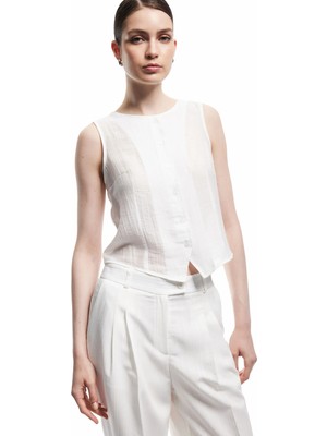 Koton Bisiklet Yaka Düğmeli Kolsuz Bluz