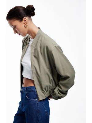 Koton Viskon Kumaş Cepli Uzun Kollu Bisiklet Yaka Bomber Ceket