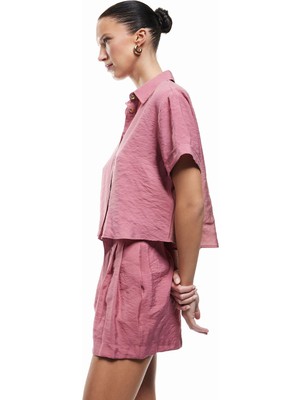 Koton Modal Kumaş Cepli Pile Detaylı Kemerli Mini Şort